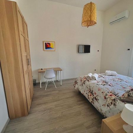 נאפולי Zara Home - Free Parking מראה חיצוני תמונה